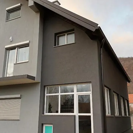 Apartment Marijamagdalena Gračac